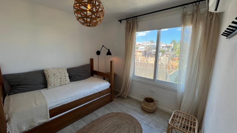 Alquier departamento de tres dormitorios con vista al mar